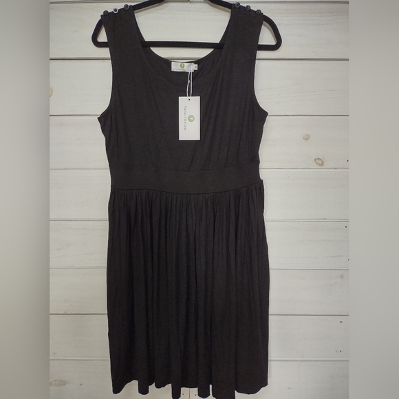 Mamas Little Seed Dresses & Skirts - Mamas Little Seed maternity,/nursing dress